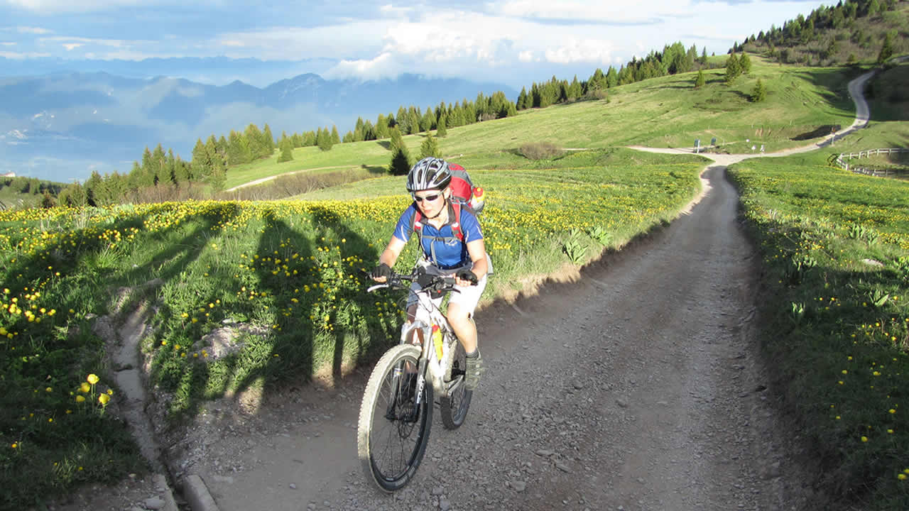 alpenüberquerung fahrrad mittenwald über meran zum gardasee