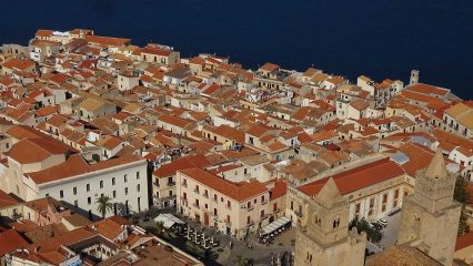 Cefalù, direkt am Meer gelegen