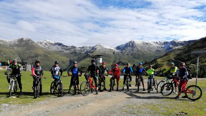 Gespannte Teilnehmer