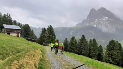 Vorbei am Peitlerkofel