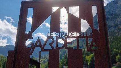 Antipasti und Alte Wege: Mountainbiken im Piemont