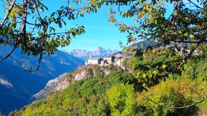 Antipasti und Alte Wege: Mountainbiken im Piemont